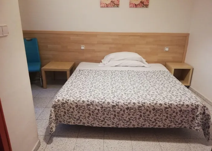 ホスタル リバー ゲストハウス