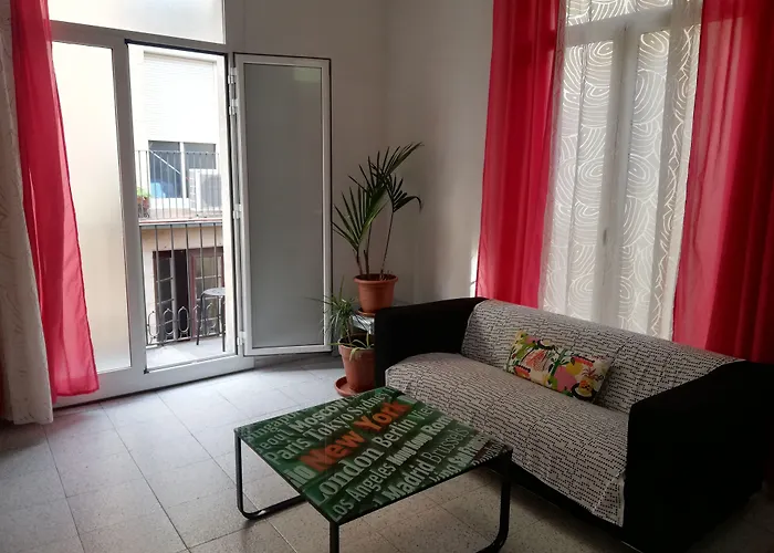 ホスタル リバー