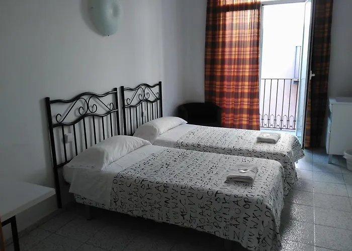 ホスタル リバー ゲストハウス 2*