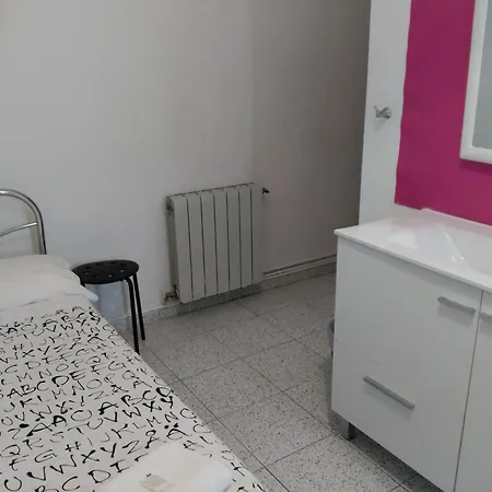 هوستال ريفير برشلونة