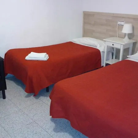 Πανσιόν River 2*