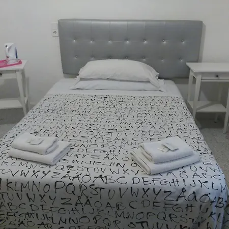 River Πανσιόν